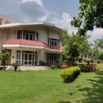 Farm house for sale in MG Road Sultanpur Chattarpur