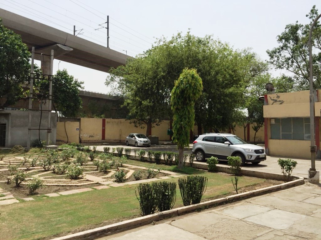 Property Available On Sale with Frontage on Mathura Road