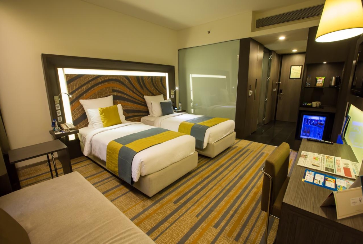 Hotel for sale in Kolkata - Resort for sale in Kolkata