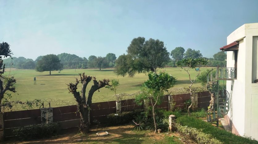 Villa For Sale At Silverglades Tarudhan Valley Golf Resort Gurgaon