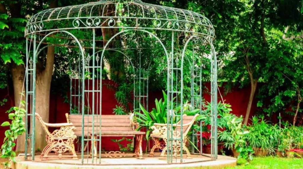 Luxury Bungalows House For Sale In Lutyens New Delhi