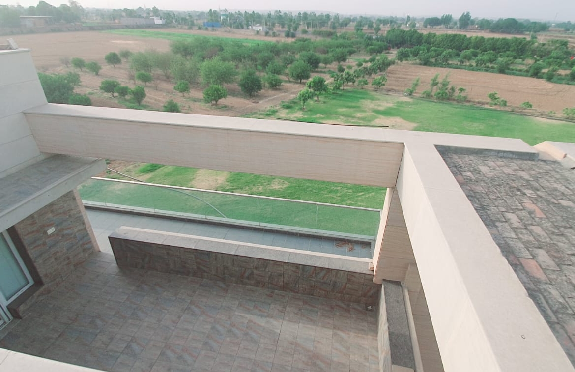 Mansion Bungalow For Sale Near Gurgaon With Land Use Change And Occupation Certificate