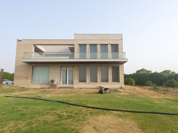 Mansion Bungalow For Sale Near Gurgaon With Land Use Change And Occupation Certificate