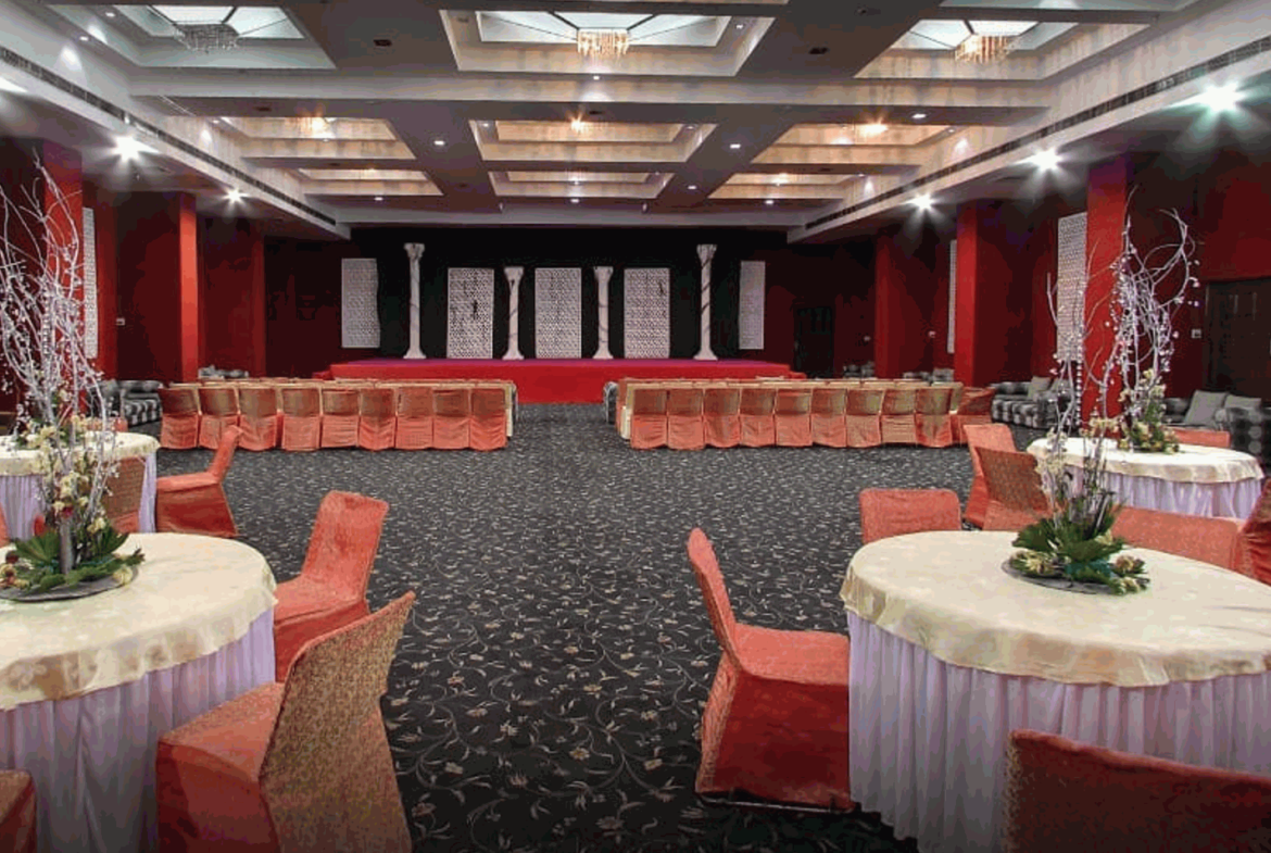 Commercial Building Hotel for sale in Jaipur Rajasthan