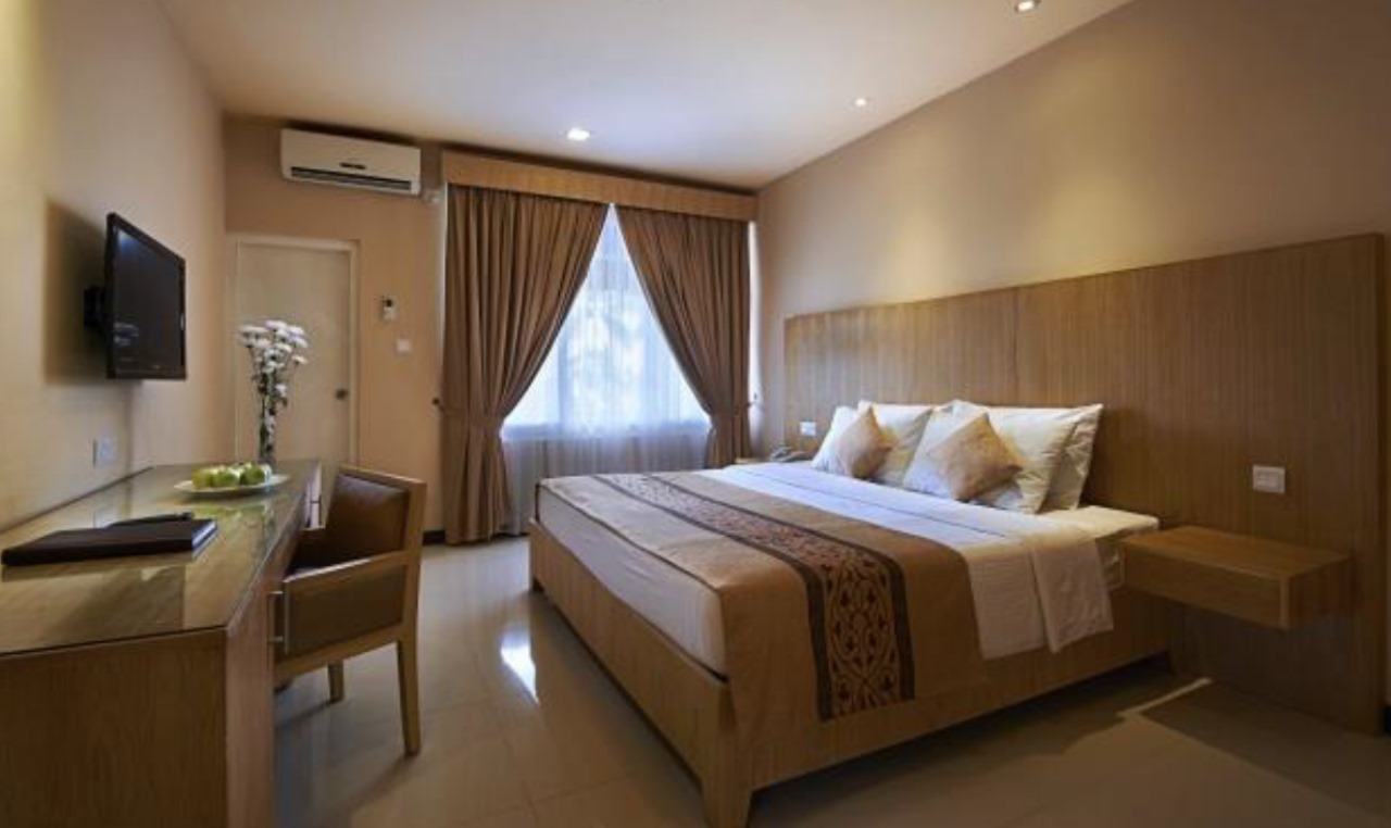 Sea Beach Front Hotel For Sale In Colombo Sri Lanka