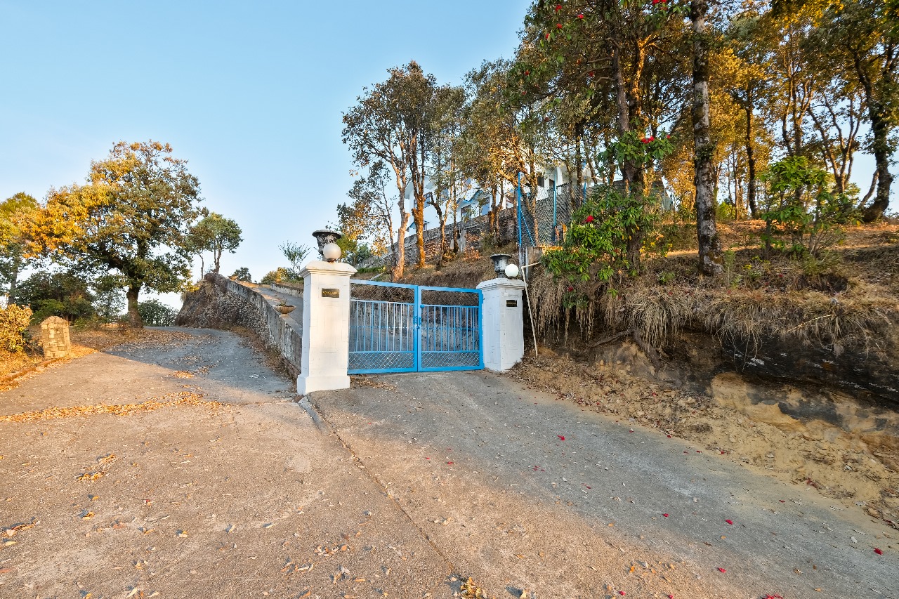 Beautiful Bungalow For Sale in Uttarakhand Mansion in the Himalayas at Almora