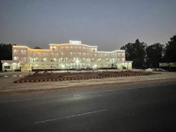 Highway Frontage Hotel For Sale Between Rohtak and Jhajjar