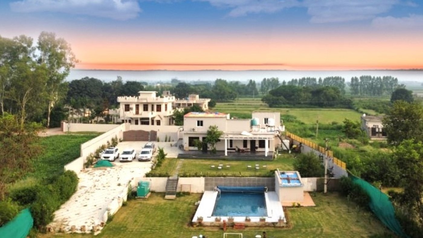 3 Acres Beautiful Farm House For Sale Near Chandigarh at Punjab