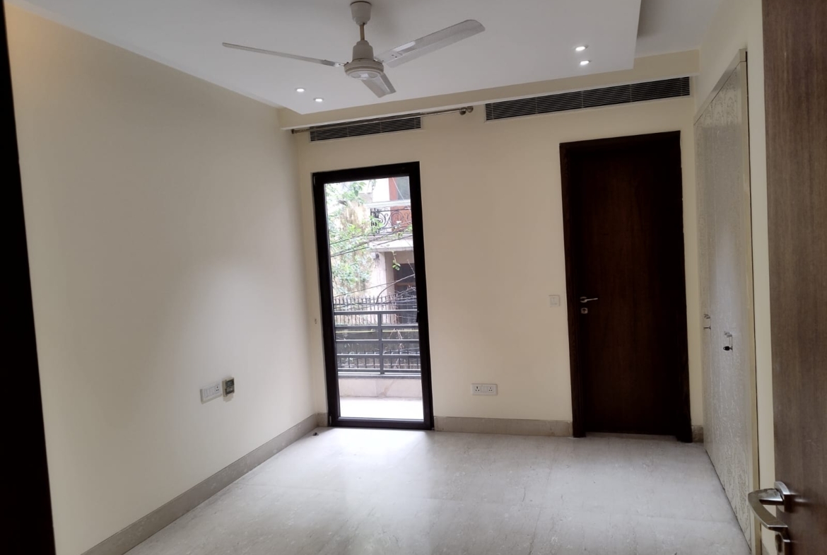 Basement Ground Floor For sale at Anand Niketan New Delhi