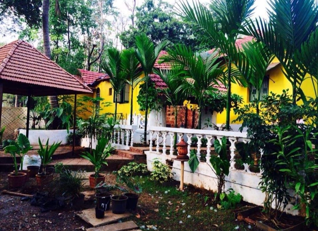 Old Goan Portuguese House In Goa Moira For Sale