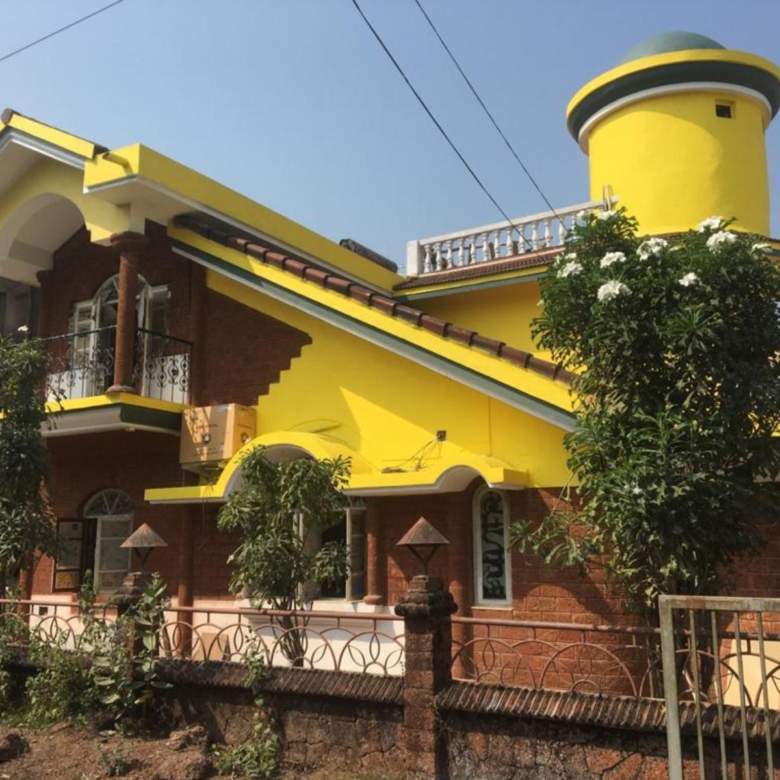Goan Architecture Bungalow For Sale Near Panjim Goa
