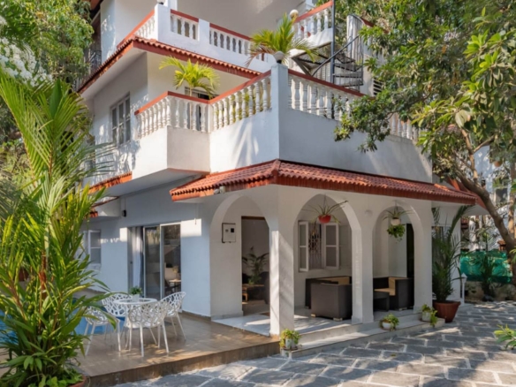Villa with Private Pool in Goa 6BHK Villas for Sale in Guirim Goa For Sale