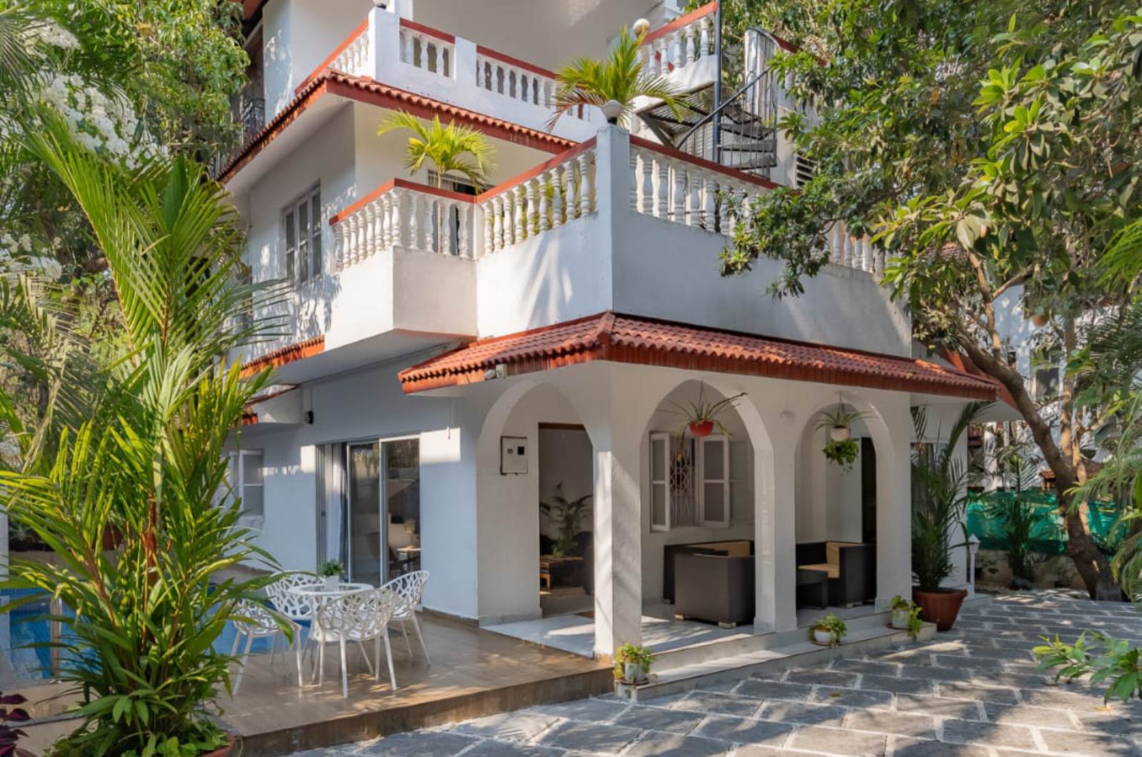 Villa with Private Pool in Goa 6BHK Villas for Sale in Guirim Goa For Sale (1) Villa with Private Pool in Goa 6BHK Villas for Sale in Guirim Goa For Sale