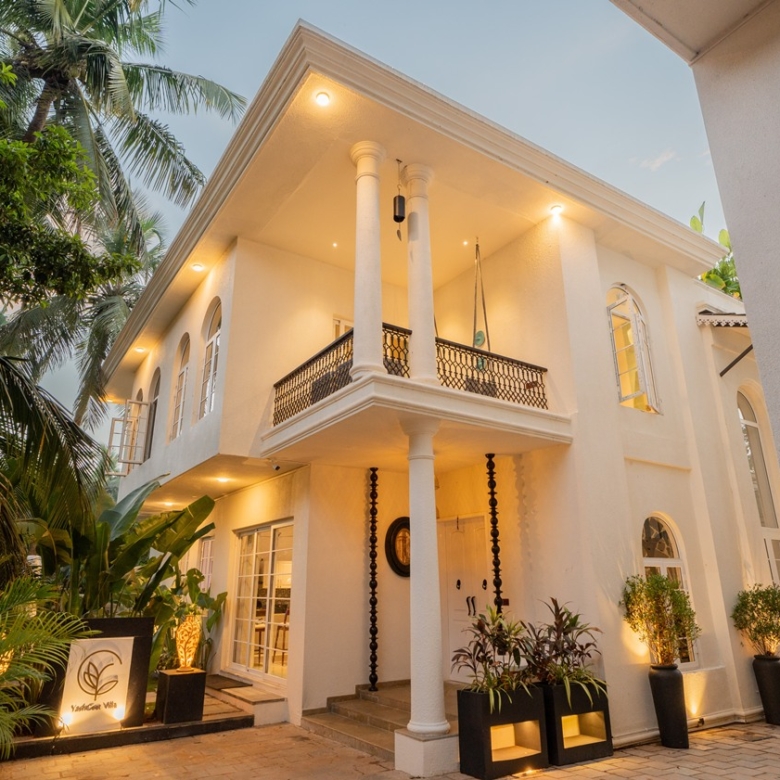 Luxury Villa in Goa For Sale 4 BHK Villa with Private Pool in Siolim