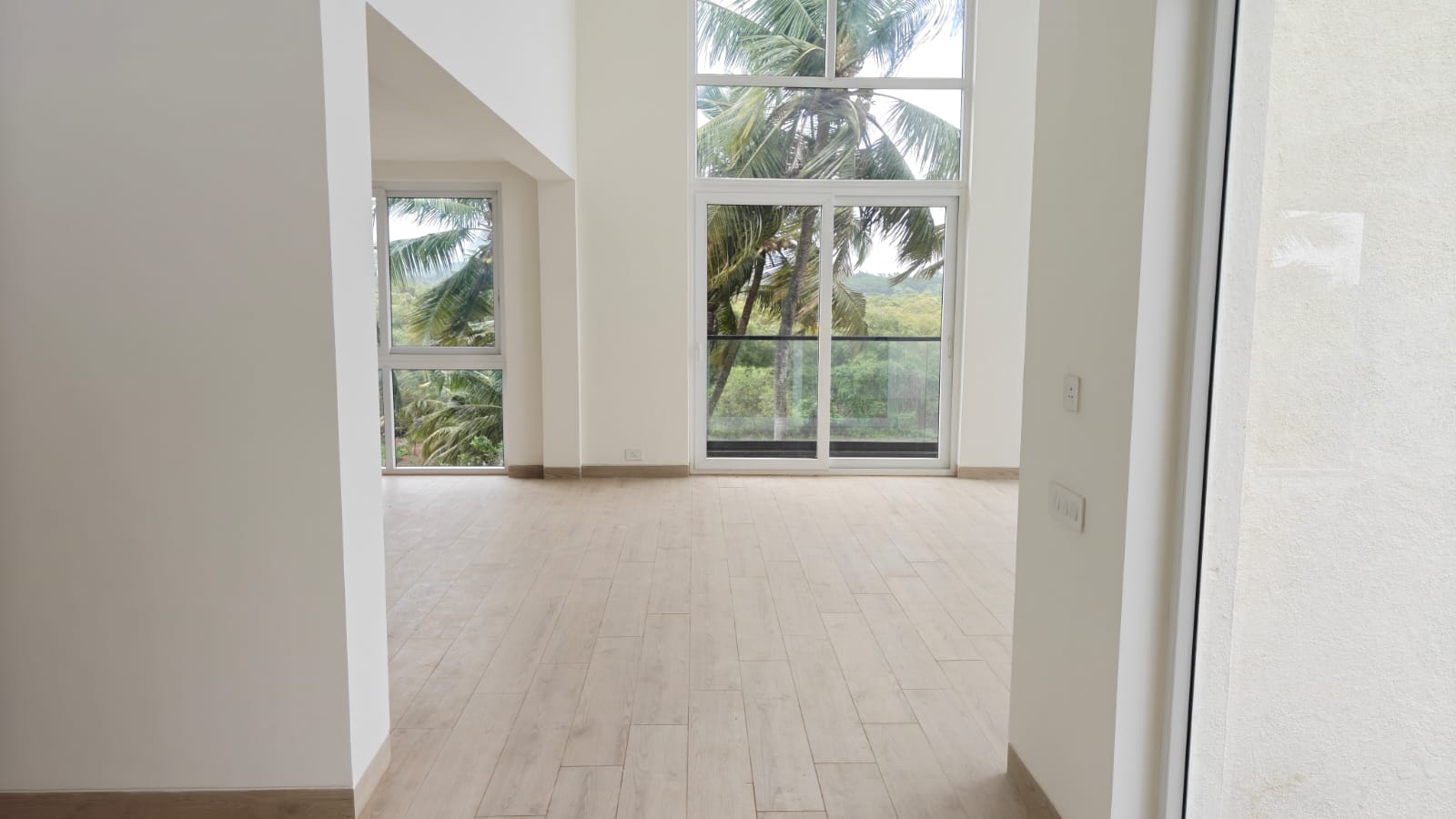 5 BHK Duplex Villament Nerul near Candolim North Goa (7) 5 BHK Duplex Villament Nerul near Candolim North Goa