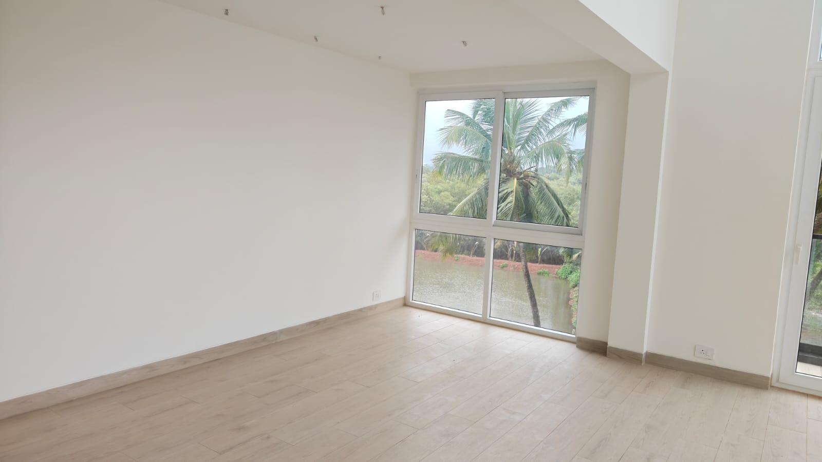 5 BHK Duplex Villament Nerul near Candolim North Goa (8) 5 BHK Duplex Villament Nerul near Candolim North Goa