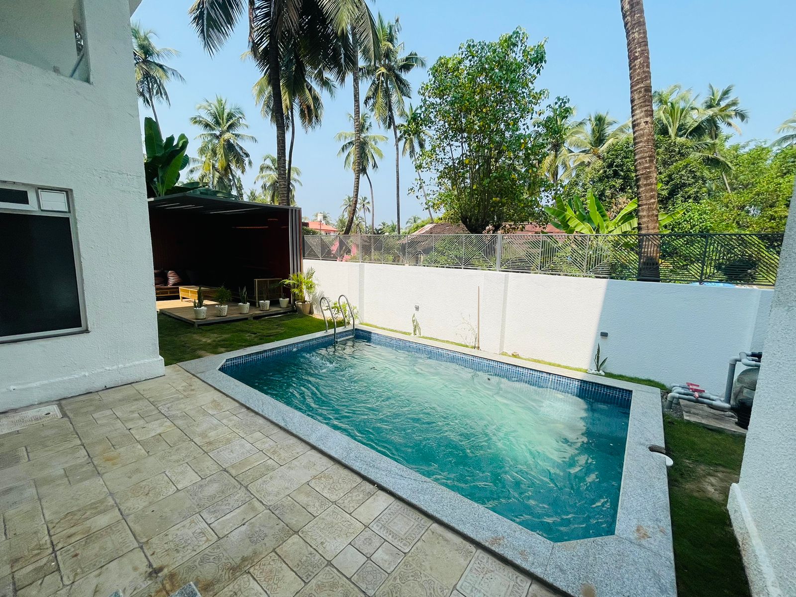 6 BHK Luxurious & Premium Villa In Guirim Goa for Sale (12) 6 BHK Luxurious & Premium Villa In Guirim Goa for Sale