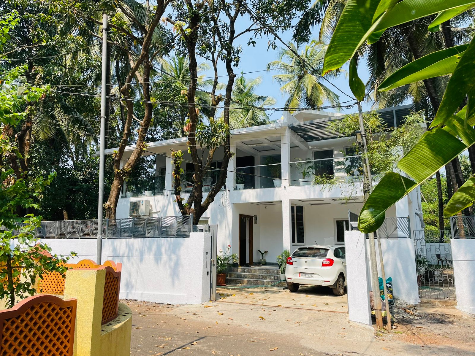 6 BHK Luxurious & Premium Villa In Guirim Goa for Sale (27) 6 BHK Luxurious & Premium Villa In Guirim Goa for Sale