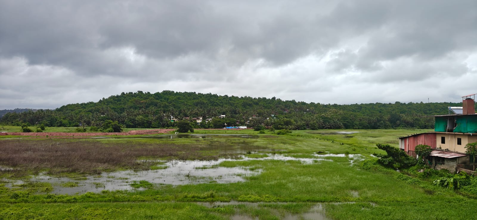 Field View Villas with Pvt Pool, Perfect Homes in Guirim Goa (17) Field View Villas with Pvt Pool, Perfect Homes in Guirim Goa
