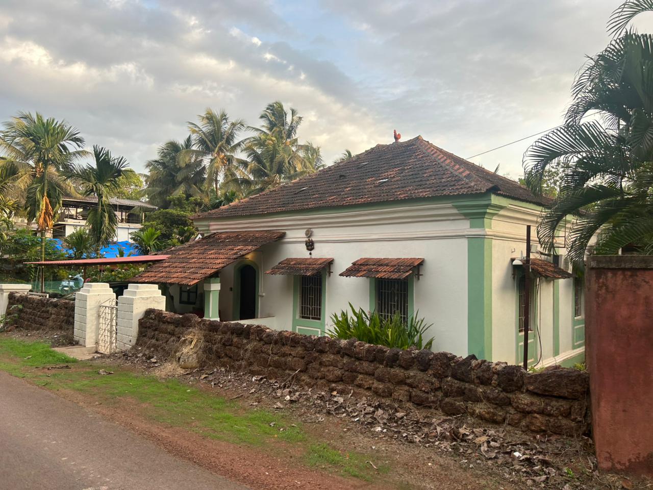 Long Lease Portuguese House in Goa at Nachinola (1) Long Lease Portuguese House in Goa at Nachinola